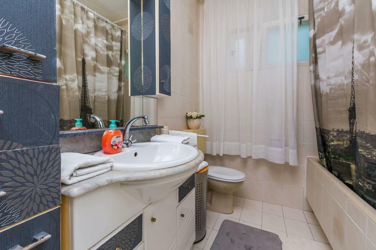 אומיס Apartment Marijana מראה חיצוני תמונה
