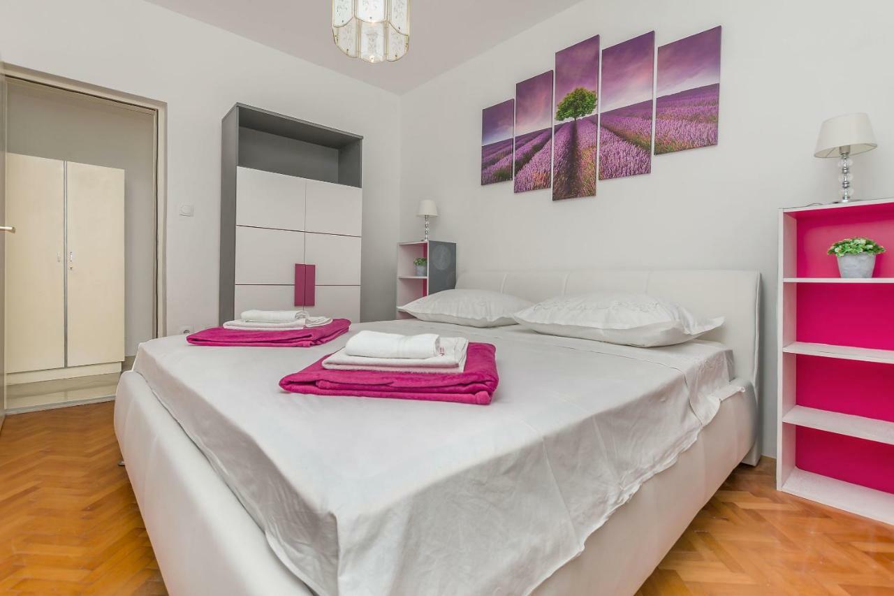 אומיס Apartment Marijana מראה חיצוני תמונה
