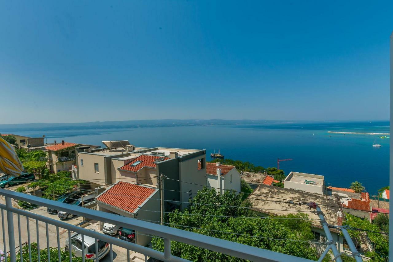 אומיס Apartment Marijana מראה חיצוני תמונה